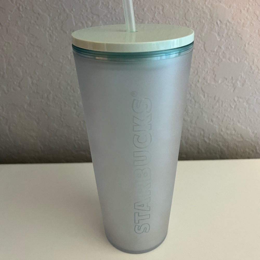 Starbucks Overseas frosted tumbler